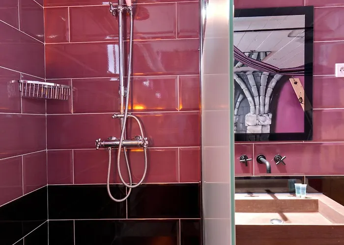 شقة فندقية Marquis De Sade 3*